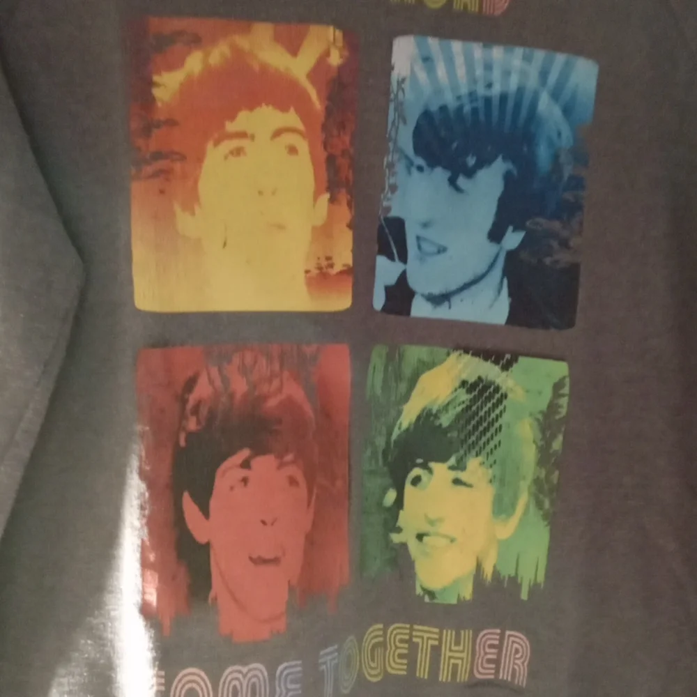 Mighty Fine Abbey Rd. Beatles sweatshirt - Picture 2 of 3